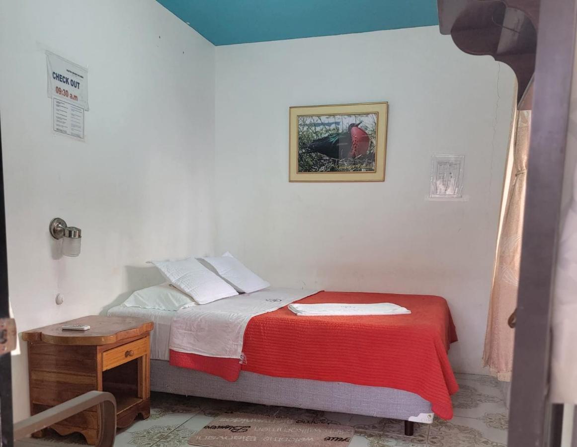 Hostal Brisas Del Mar ปวยร์โต วิลยามิล ภายนอก รูปภาพ